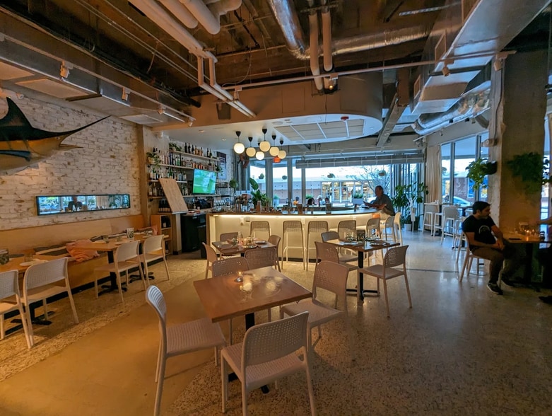 More Photos Of 1680 Meridian Ave, Miami Beach Office For Lease