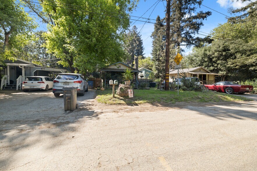 Primary Photo Of 294 Covered Bridge Rd, Felton Manufactured Housing Mobile Home Park For Sale