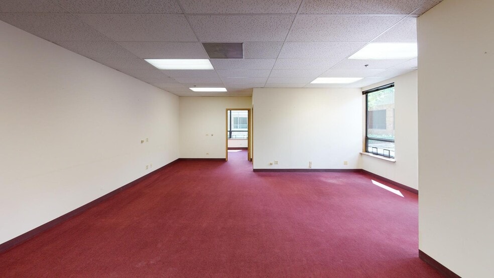 More Photos Of 3115 N Wilke Rd, Arlington Heights Medical For Sale