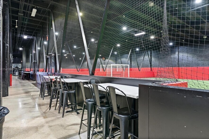 More Photos Of 1360 NW 88th Ave, Doral Bar For Sale