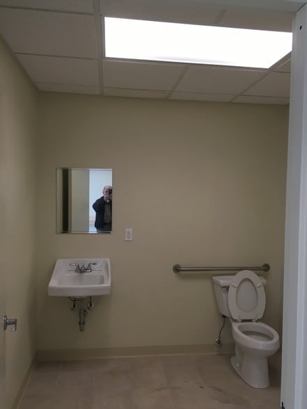 More Photos Of 69 Montauk Hwy, Copiague Loft Creative Space For Lease