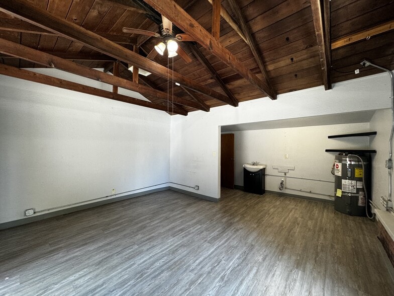 More Photos Of 16632 Highway 116, Guerneville Restaurant For Lease