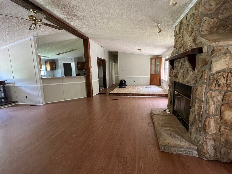 More Photos Of 905 Natures Trl, Forsyth Land For Sale