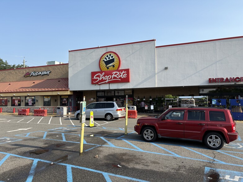 More Photos Of 720 Washington Ave, Belleville Freestanding For Lease