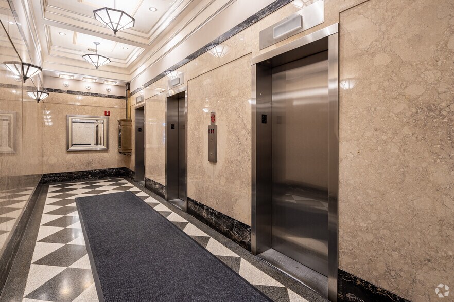More Photos Of 264 W 40th St, New York Office For Sale