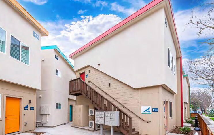More Photos Of 3131 W St, Sacramento Apartments For Sale