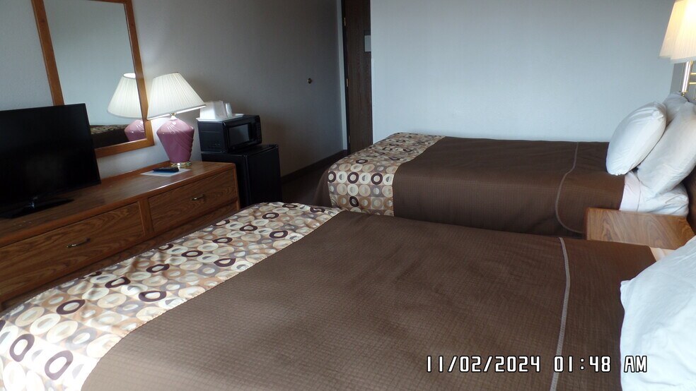 More Photos Of 2100 Fay St, Burlington Hotel For Sale