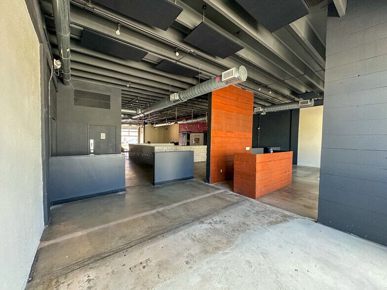 More Photos Of 702-706 NE 1st Ave, Fort Lauderdale Restaurant For Sale