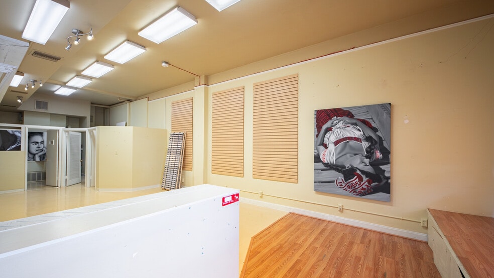 More Photos Of 1711 Sonoma Blvd, Vallejo Storefront For Sale