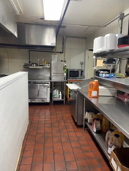 More Photos Of 3009 E Ash St, Goldsboro Restaurant For Sale