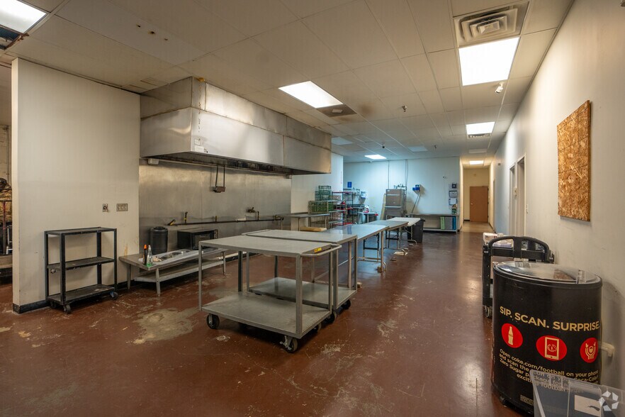 More Photos Of 4500 Splash Adventure Pky, Bessemer General Retail For Sale