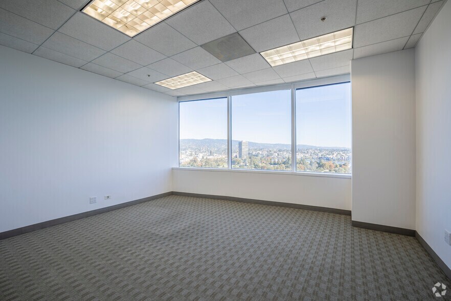 More Photos Of 1999 Harrison St, Oakland Coworking Space