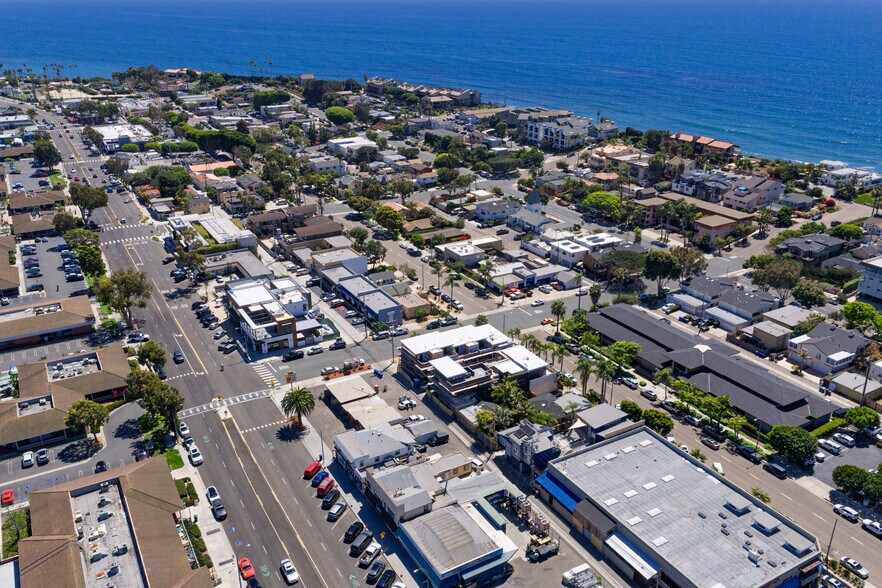 More Photos Of 829 2nd St, Encinitas Office For Lease