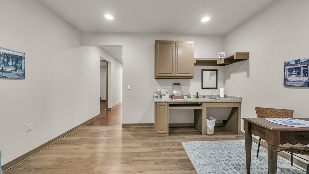 More Photos Of 126 S Ranch House Rd, Willow Park Medical For Sale