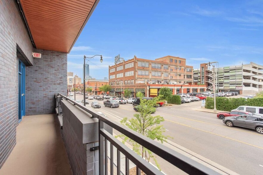 More Photos Of 1122 N Broadway Ave, Oklahoma City Office For Lease