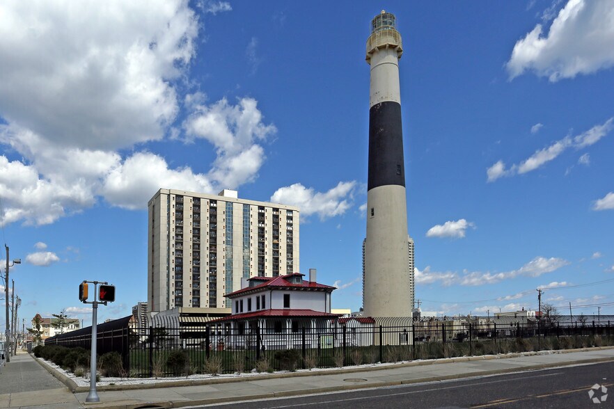 Primary Photo Of 300 Atlantic Ave, Atlantic City Apartments For Lease