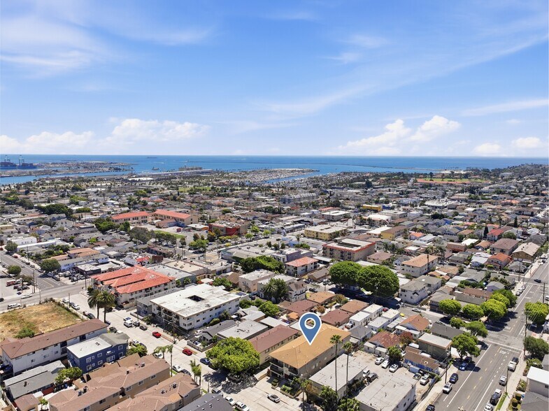More Photos Of 579 W 14th St, San Pedro Apartments For Sale