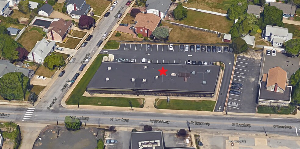 More Photos Of 1200 W Broadway, Hewlett Medical For Lease