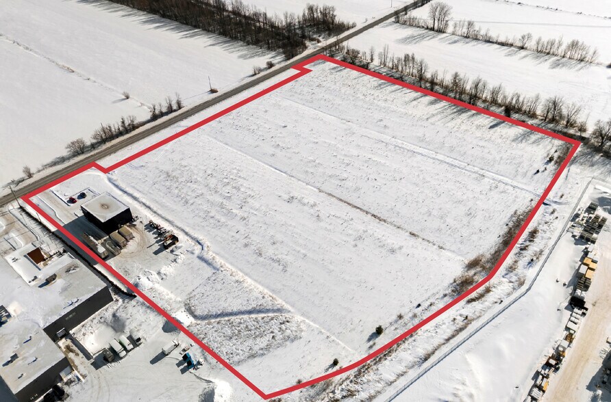 More Photos Of 523 Rang 3E, Saint-jean-sur-richelieu Land For Lease