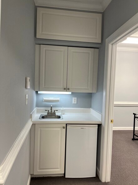 More Photos Of 543 Keisler Dr, Cary Office For Lease