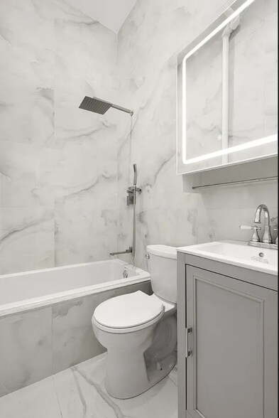 More Photos Of 4 W 90th St, New York Apartments For Sale