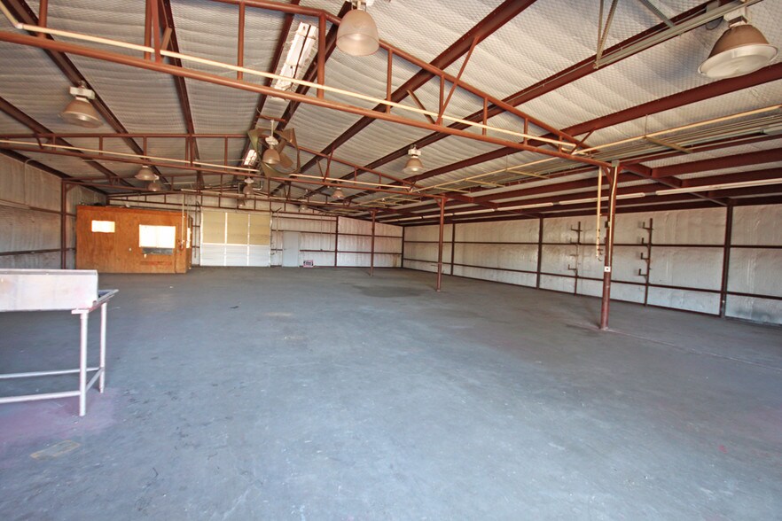 More Photos Of 159 Park Row, Van Warehouse For Sale