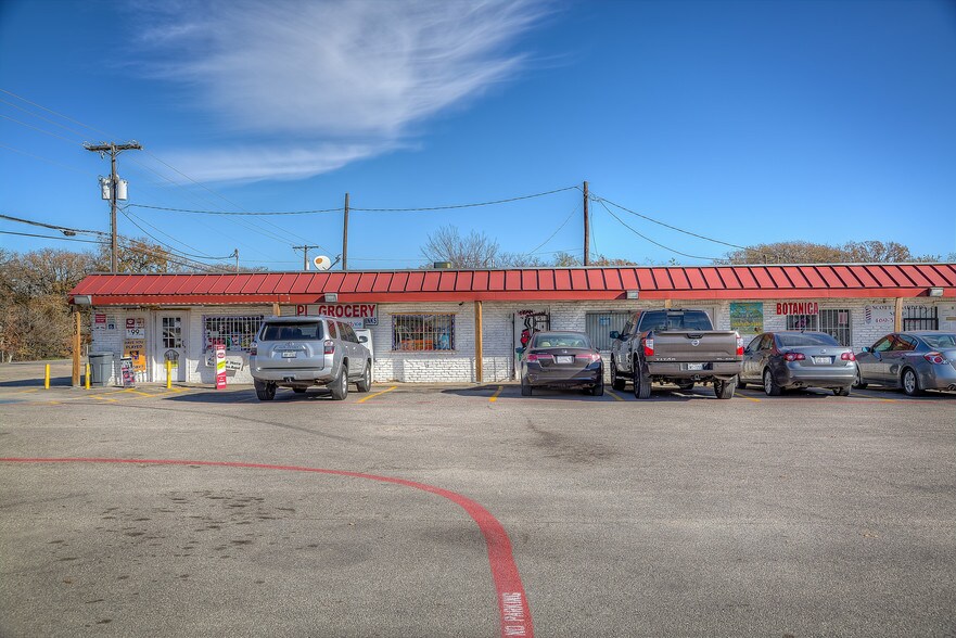 More Photos Of 3300 Shepherd Ln, Balch Springs Freestanding For Sale