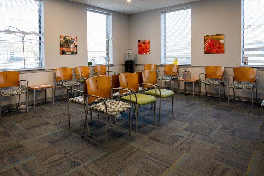 More Photos Of 571 Main St, Weymouth Medical For Lease