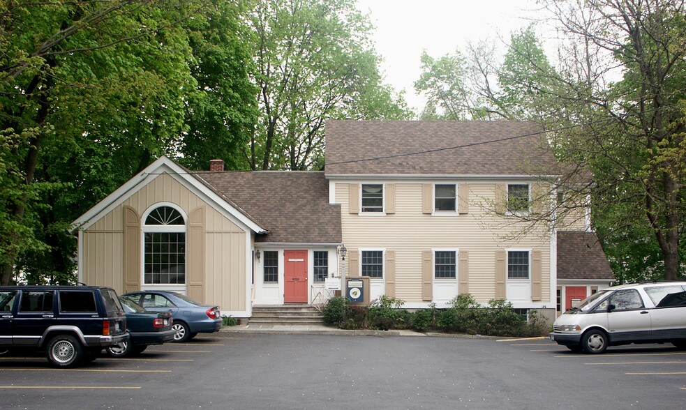 Primary Photo Of 39 Smith Ave, Mount Kisco Medical For Lease