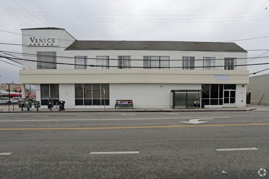More Photos Of 10401-10419 Venice Blvd, Los Angeles Storefront Retail Office For Lease