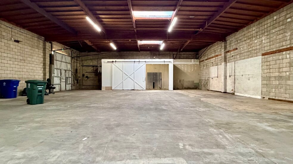 More Photos Of 9604 Valley Blvd, Rosemead Industrial For Sale