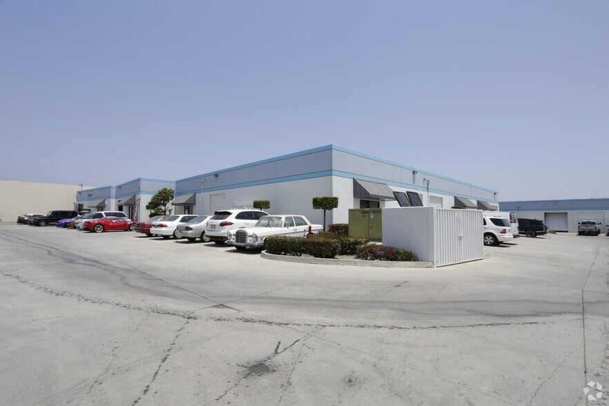 More Photos Of 10699 Hickson St, El Monte Warehouse For Lease