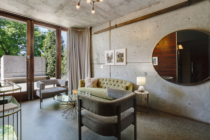 More Photos Of 2411 Blakemore Ave, Nashville Freestanding For Sale