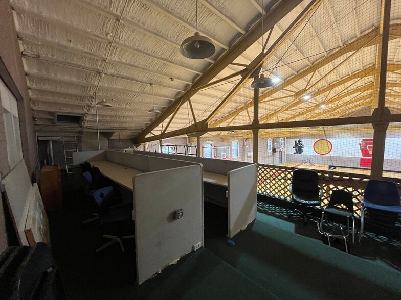 More Photos Of , Chester Unknown For Sale