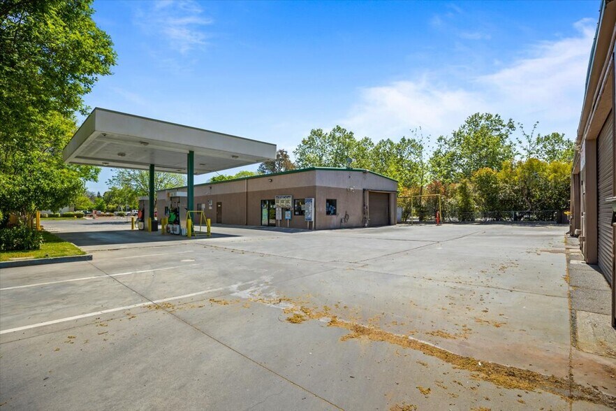 More Photos Of 1625 Mangrove Ave, Chico General Retail For Sale