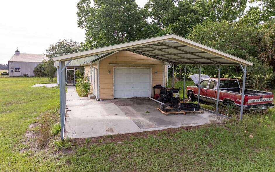 More Photos Of 1083 SW County Road 351, Mayo Land For Sale