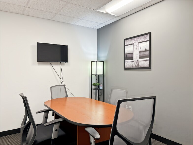 More Photos Of 101 Arch St, Boston Coworking Space
