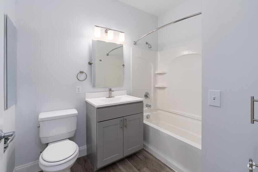 More Photos Of 200-220 Trotter Rd, Weymouth Apartments For Lease