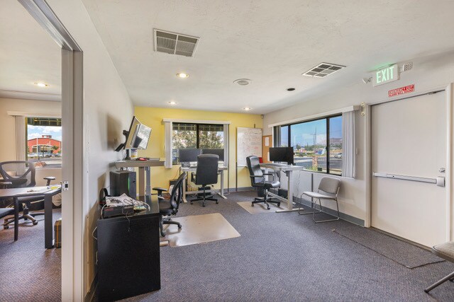 More Photos Of 9240 Limonite Ave, Jurupa Valley Office For Sale