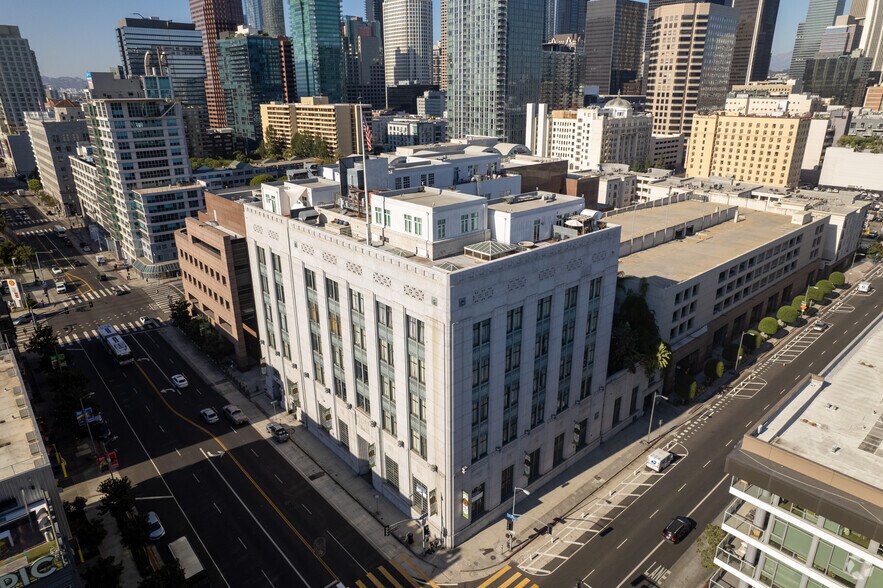 More Photos Of 409 W Olympic Blvd, Los Angeles Multifamily For Sale