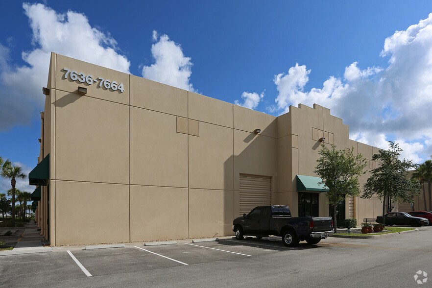 More Photos Of 7602-7664 SW Jack James Dr, Stuart Warehouse For Lease