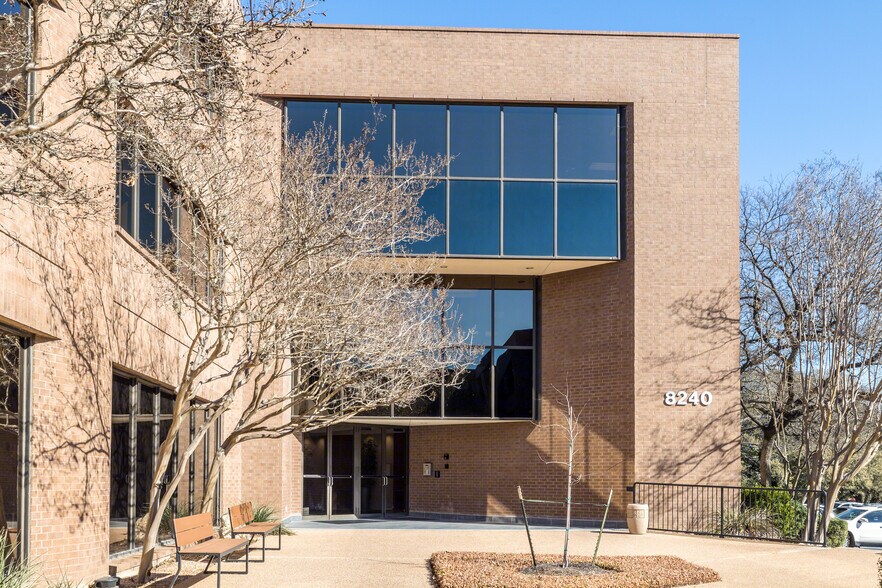 More Photos Of 8200 N Mopac Expy, Austin Unknown For Lease