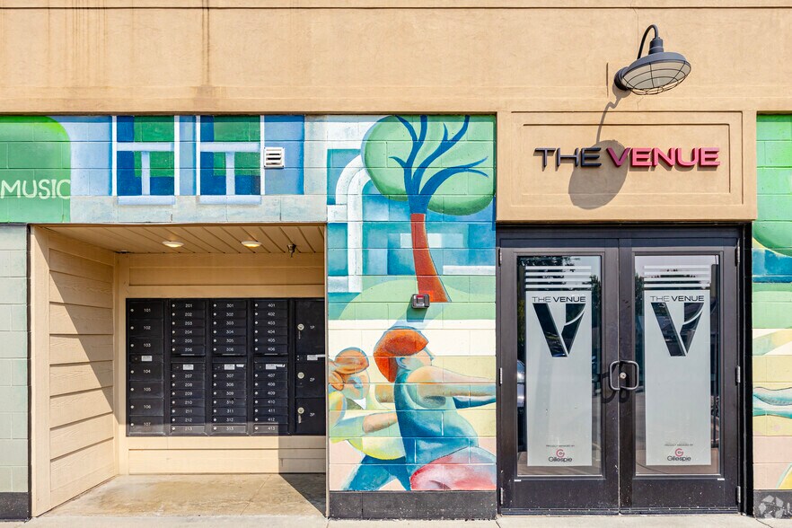 More Photos Of 2010-2024 E Michigan Ave, Lansing Apartments For Sale