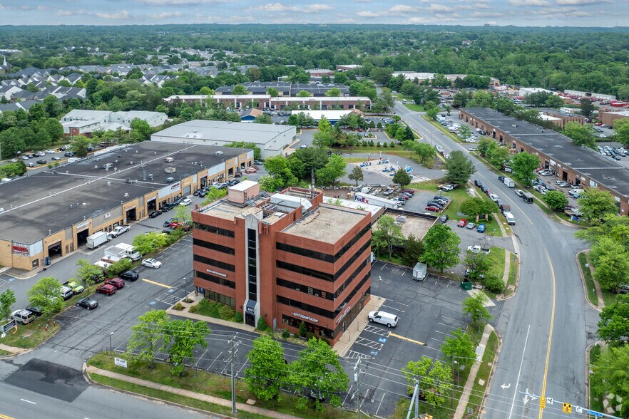 More Photos Of 4221 Walney Rd, Chantilly Office For Lease