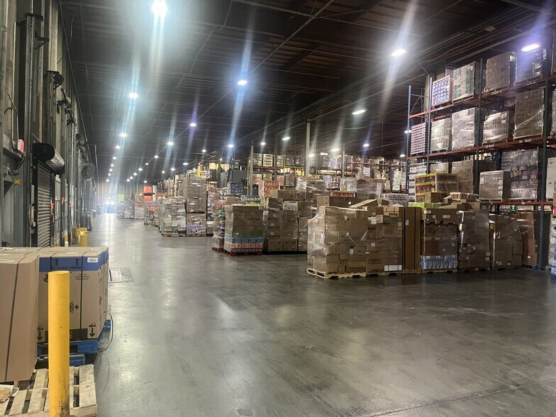 More Photos Of 4400 Florin Perkins Rd, Sacramento Distribution For Lease