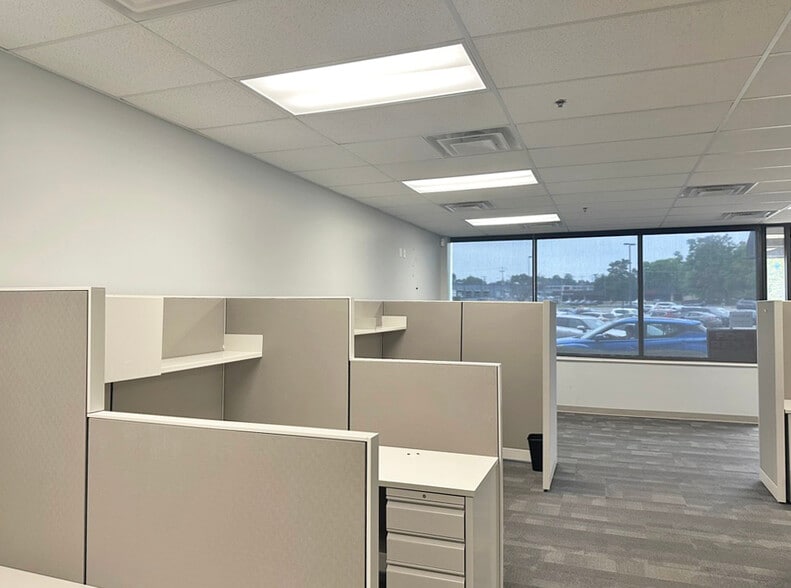 More Photos Of 455 Park Pl, Lexington Office For Lease