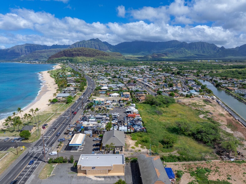 More Photos Of 87-718 Farrington Hwy, Waianae Convenience Store For Sale