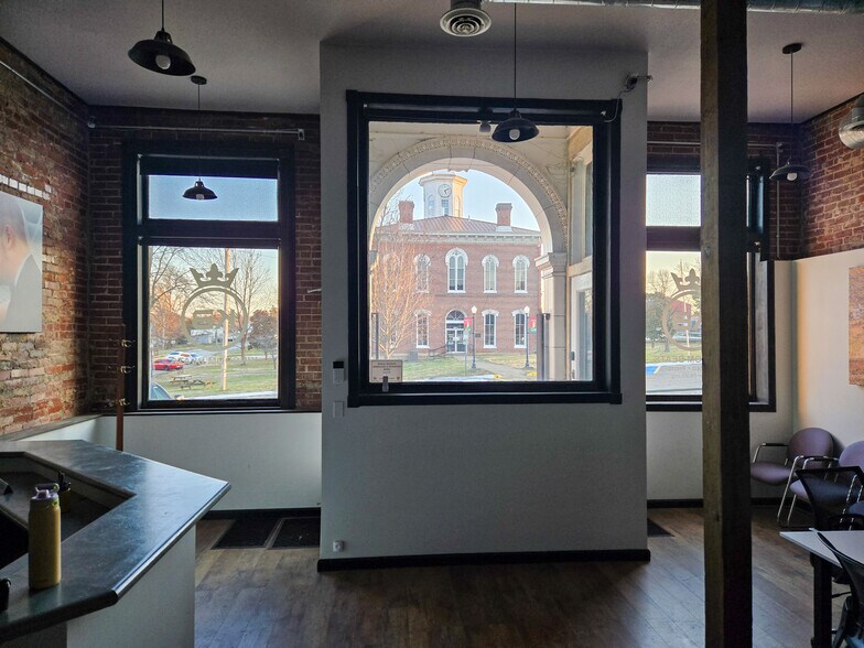 More Photos Of 410 Court St, Vienna Storefront Retail Residential For Sale