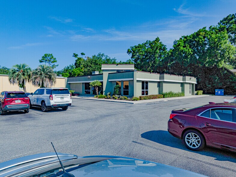 More Photos Of 3945 San Jose Park Dr, Jacksonville Medical For Sale