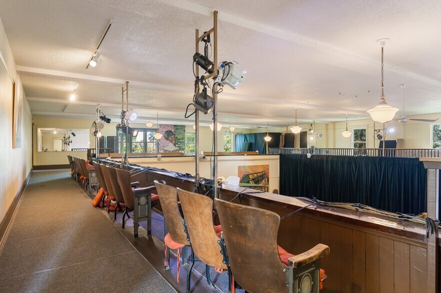 More Photos Of 5131 NE 23rd Ave, Portland Religious Facility For Sale